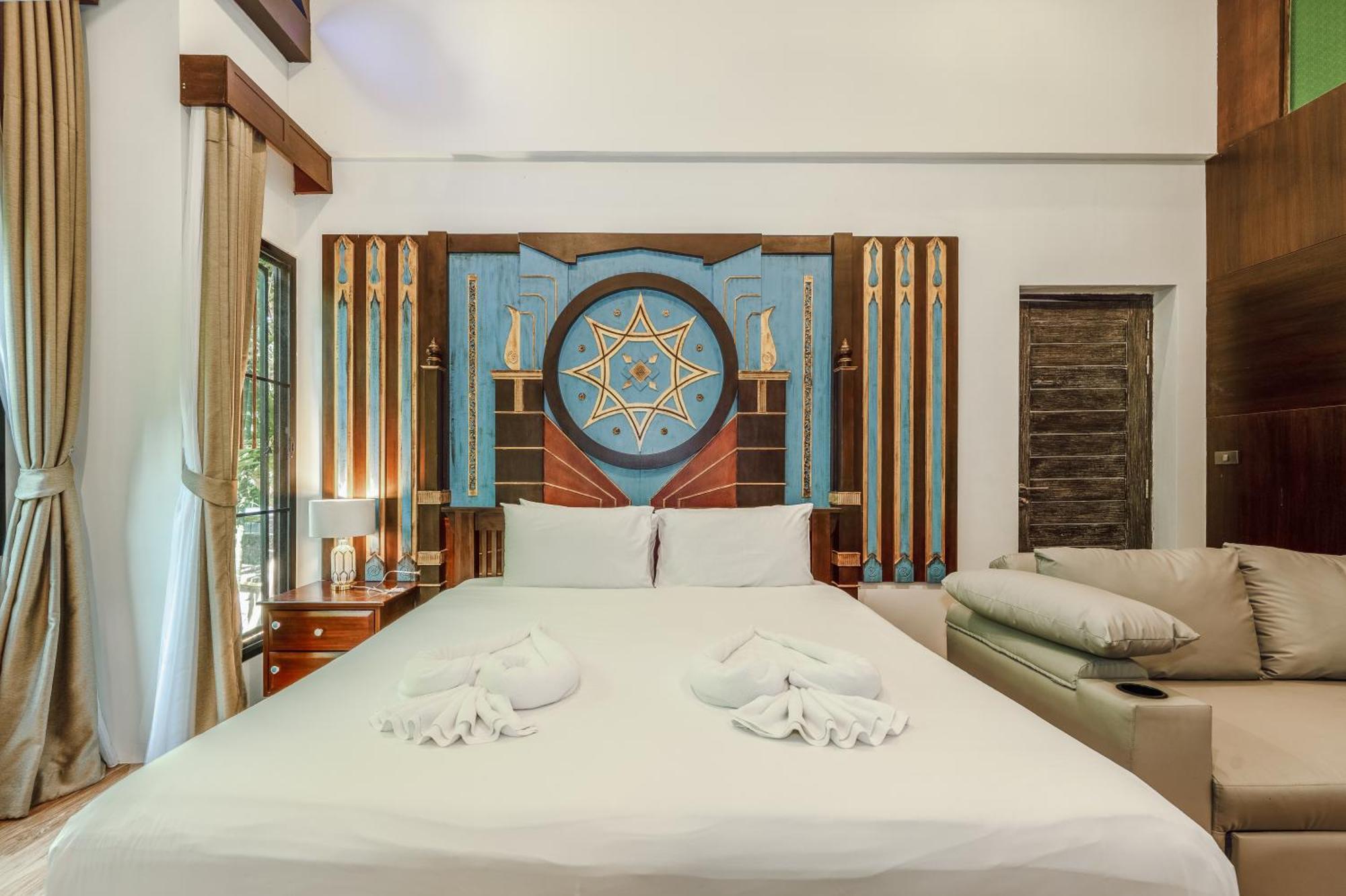Coco Retreat Phuket Resort y Spa Chalong Exterior foto